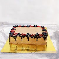 Baked Addictions – Custom Cake