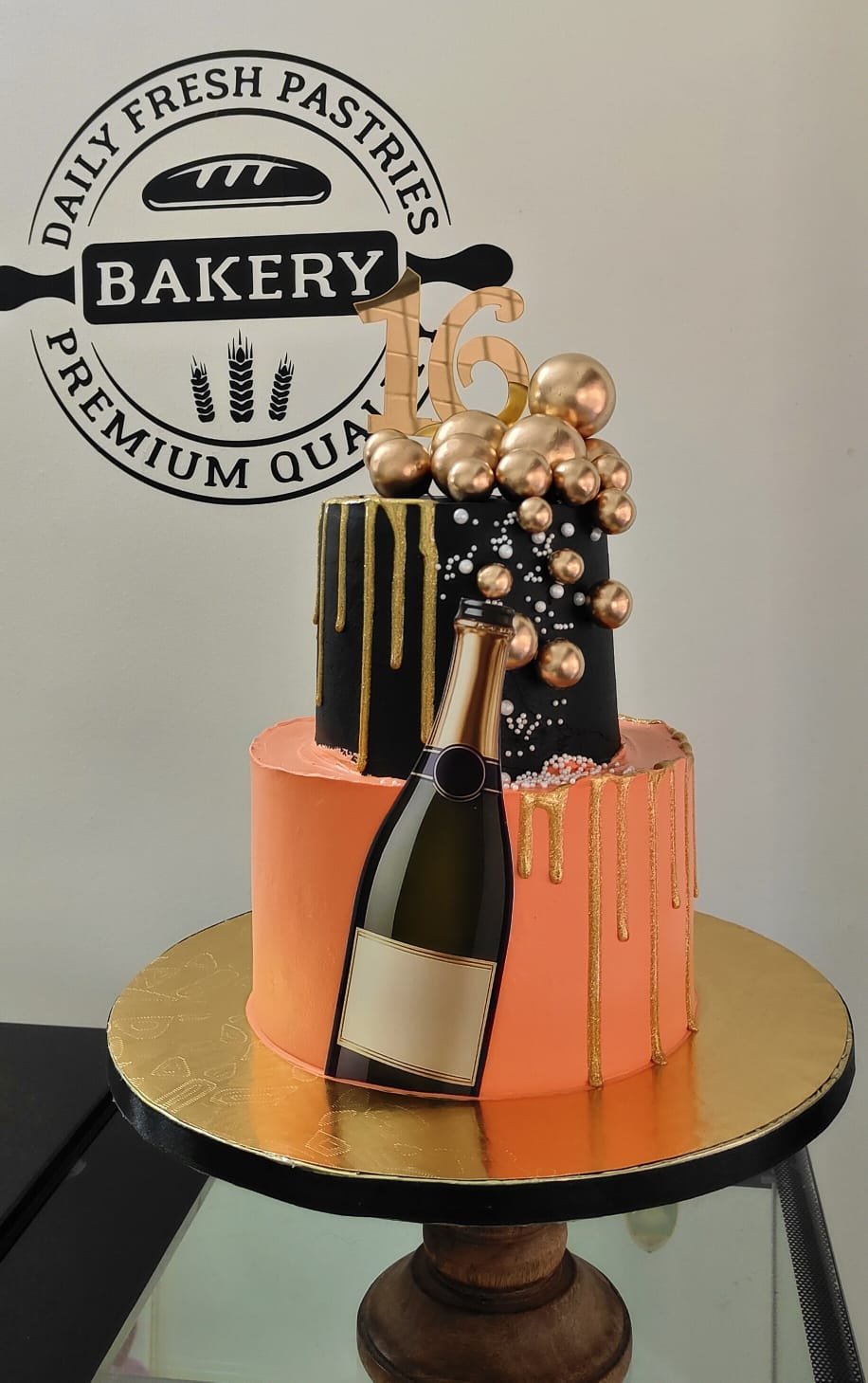 Baked Addictions – Custom Cake 5