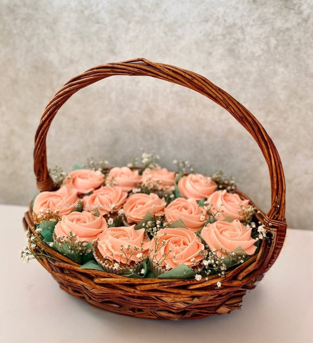 Cupcake Basket 12 Pcs